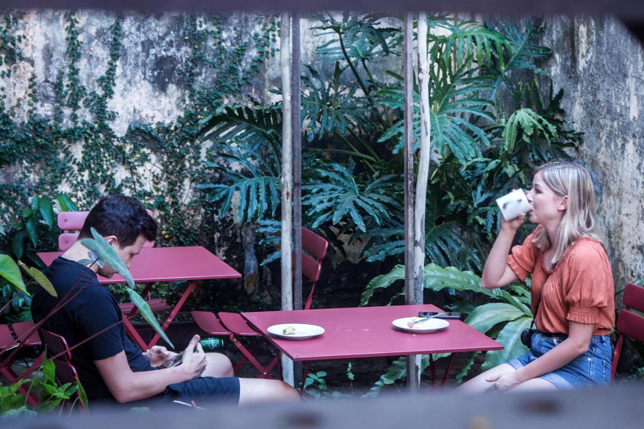 The Brownstone Hostel & Space Ипох Екстериор снимка