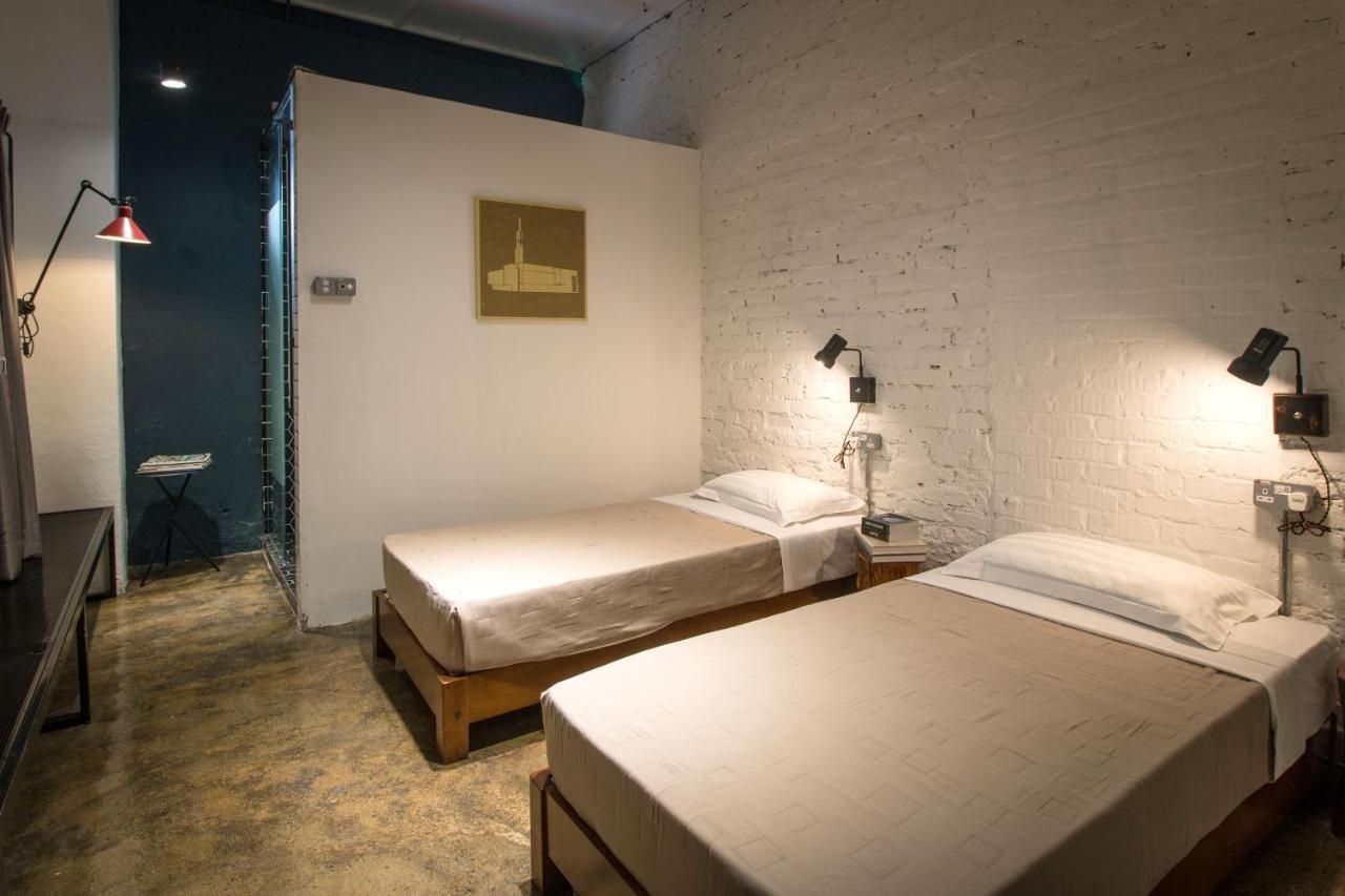 The Brownstone Hostel & Space Ипох Екстериор снимка