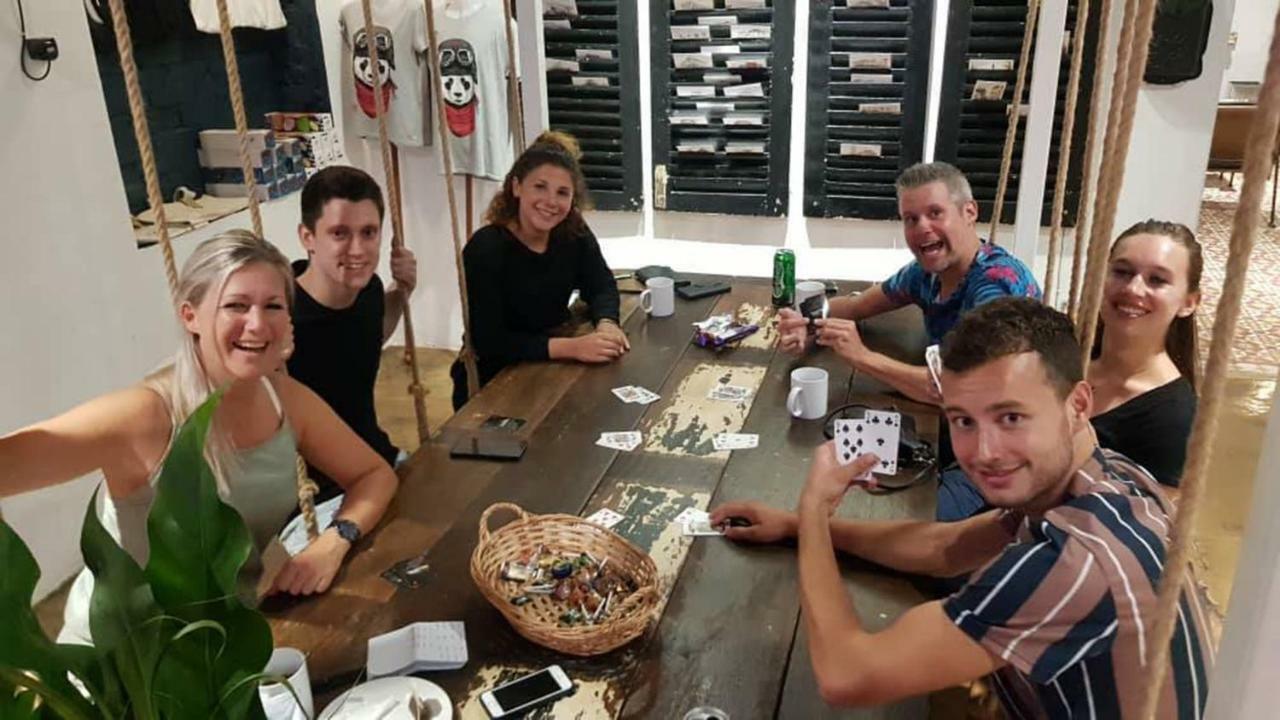 The Brownstone Hostel & Space Ипох Екстериор снимка